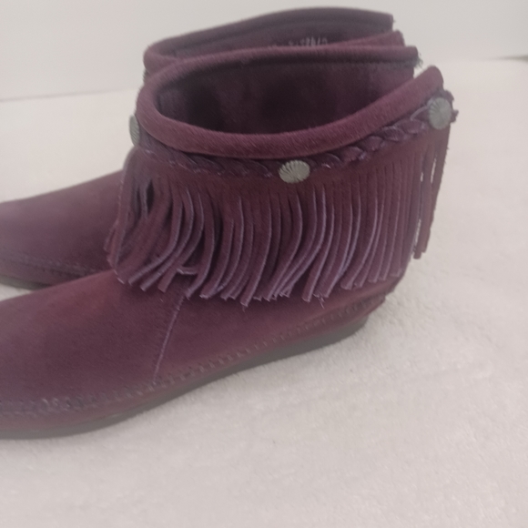 Minnetonka Suede Fringe Booties - Picture 5 of 8
